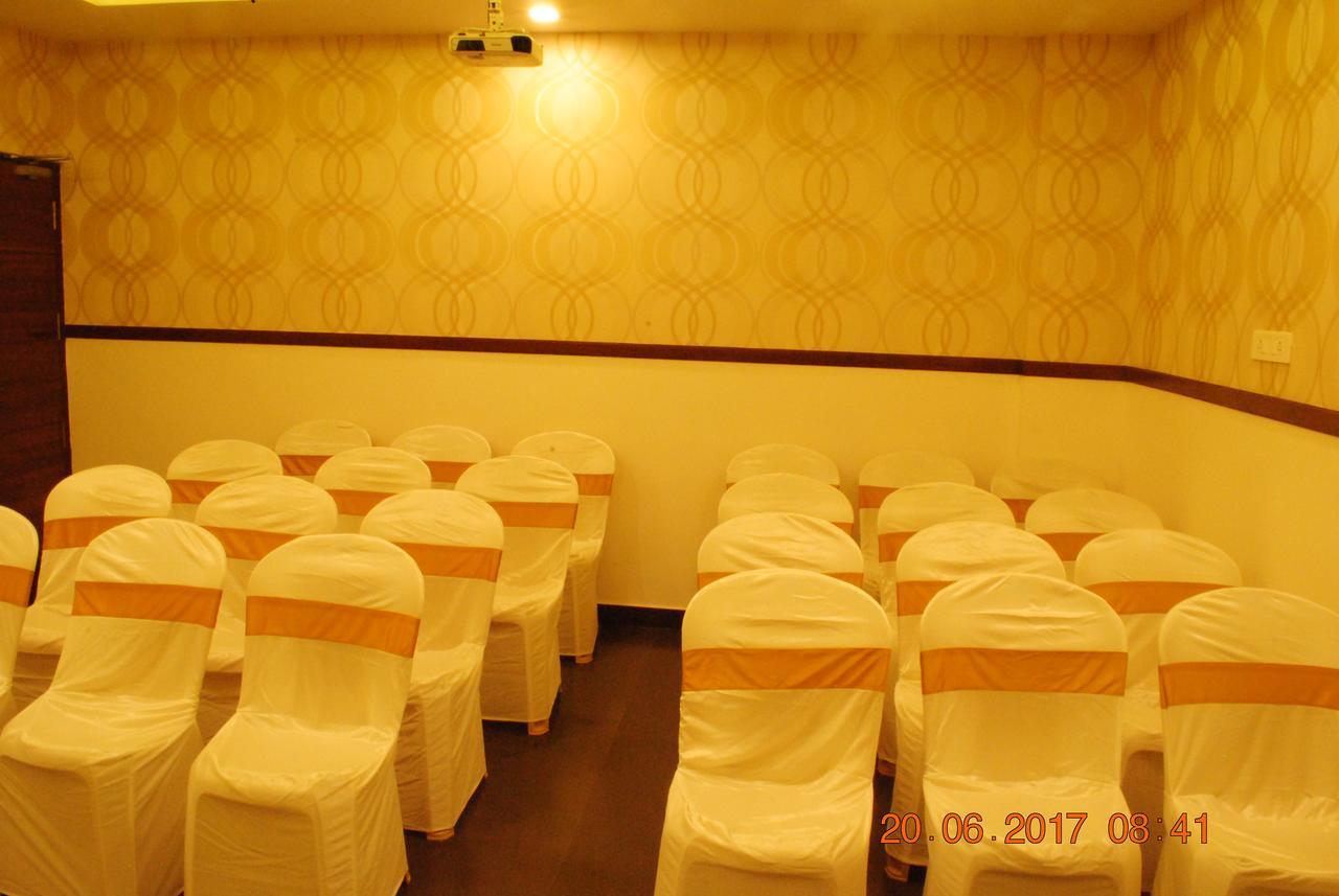 Hotel Grand Tree Коимбаторе Екстериор снимка